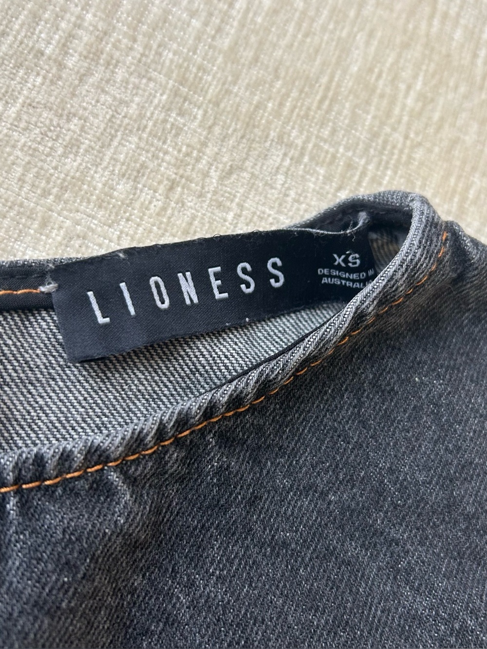 Lioness Denim Top with Ruffle Detail - Picture 3 of 3